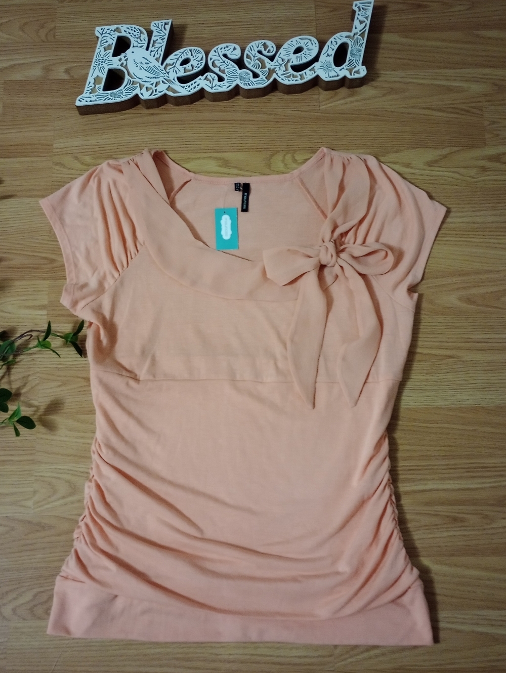 NWT Maurices Women’s Peach Bow-Accent Short Sleeve Top Tag Size XL, Fit Large